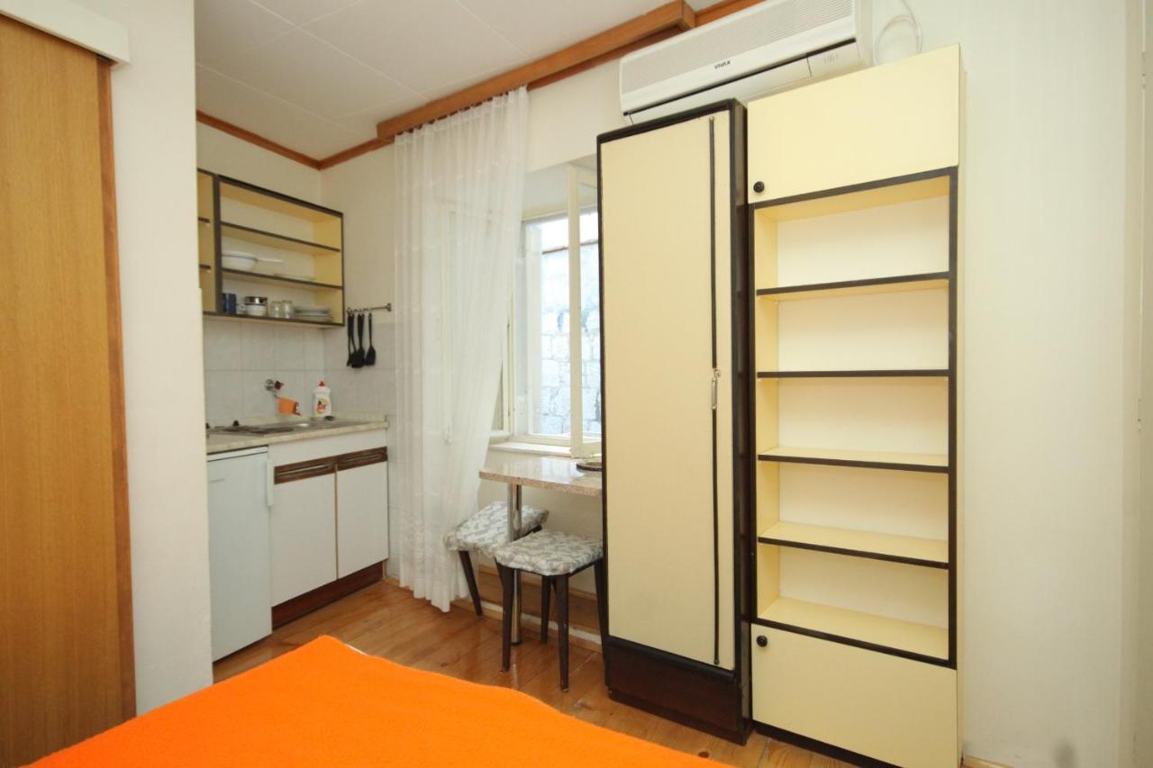Apartments And Rooms By The Sea Komiza, Vis - 2431 Komiža Exterior foto